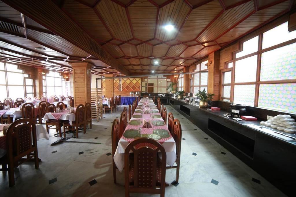 Bravia Hotel Manali Inn Ngoại thất bức ảnh