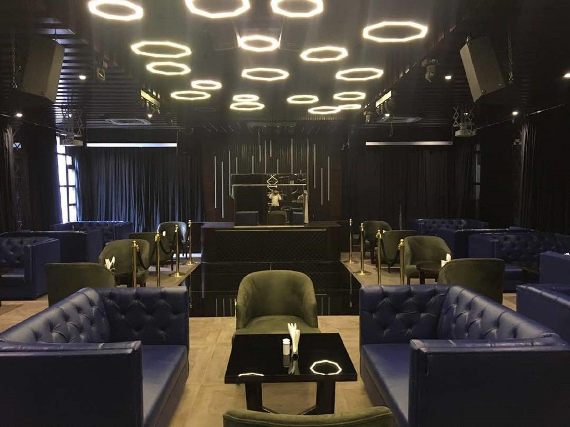 Bravia Hotel Manali Inn Ngoại thất bức ảnh